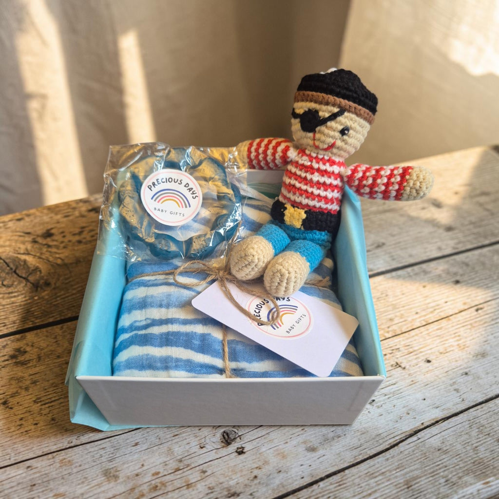 Kleine Geschenkbox für Neugeborene: Pirat