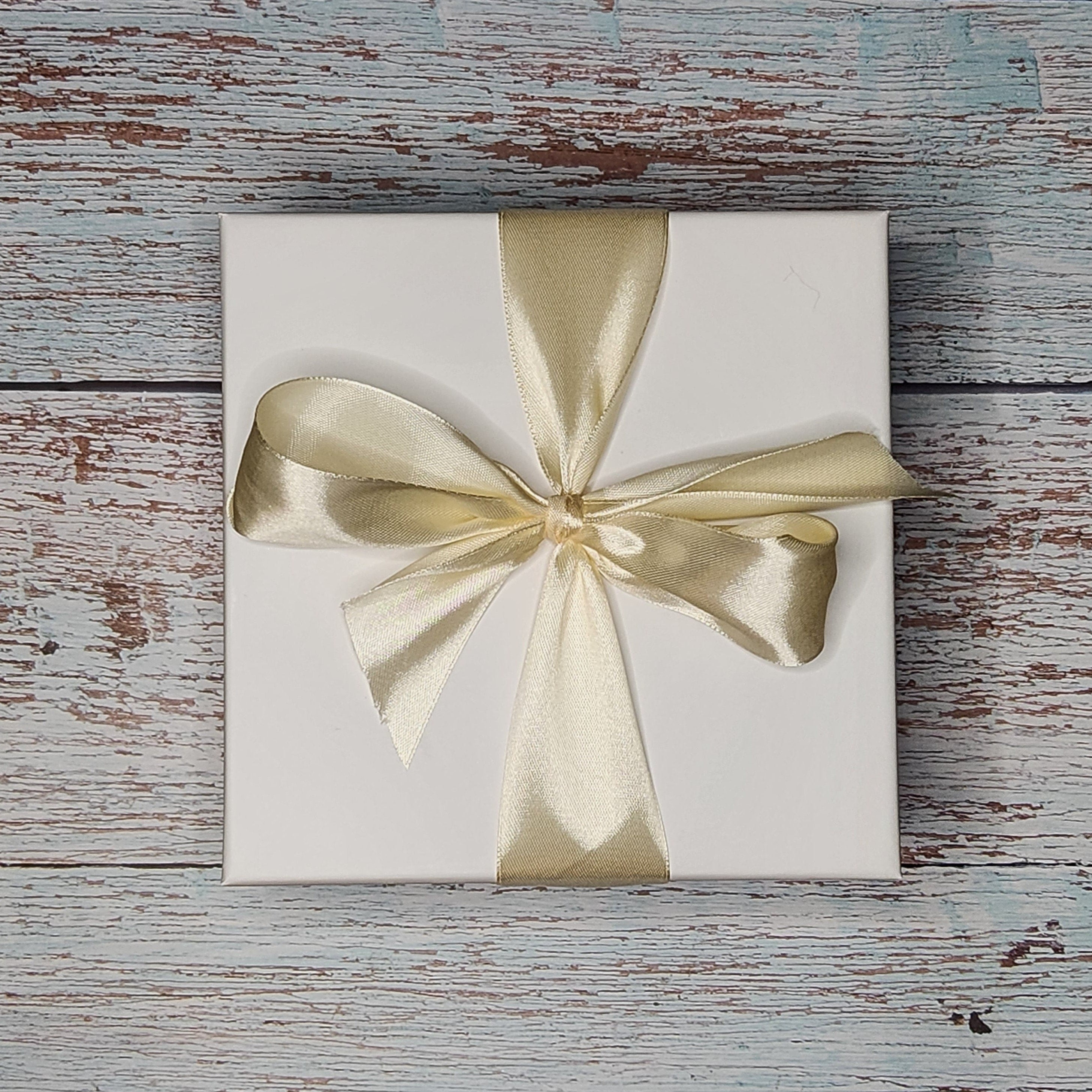 New Baby Gift Box / Elephant Gift / Baby Hamper / New Baby Gift / Unisex Baby Gift/ 1 Year Old Birthday Gift / New Mum Gift / Baby Shower