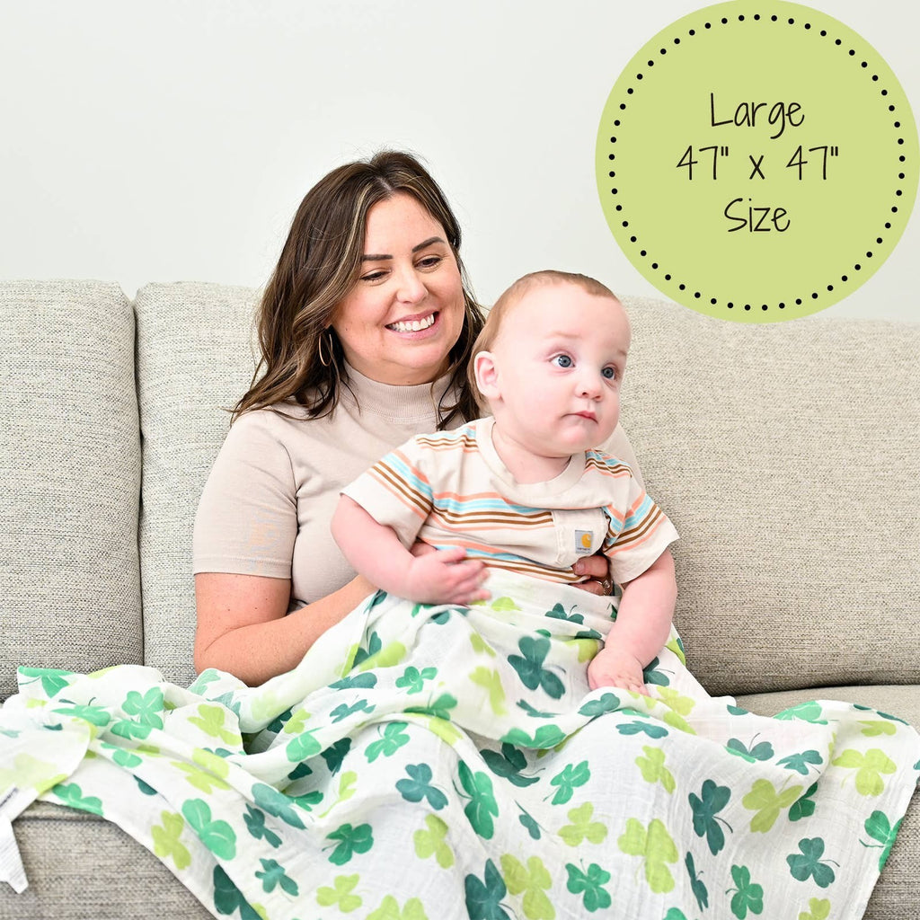 Precious Days Gifts baby muslin swaddle blanket with green shamrock print, 100% cotton, 120 x 120cm.